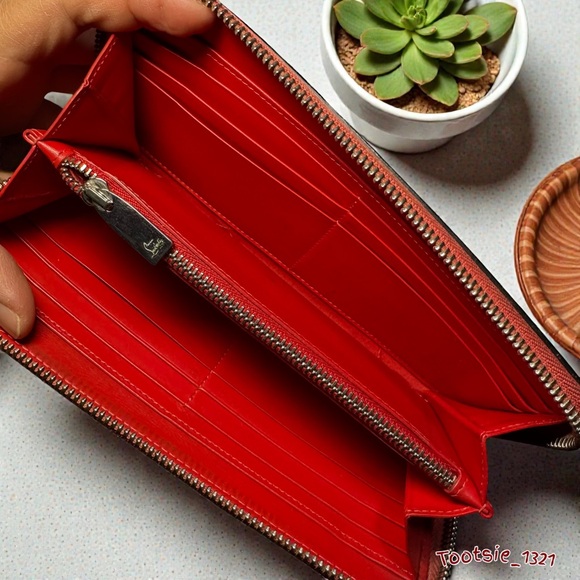 CHRISTIAN LOUBOUTIN - Panettone spiked Pink long wallet - Picture 8 of 13